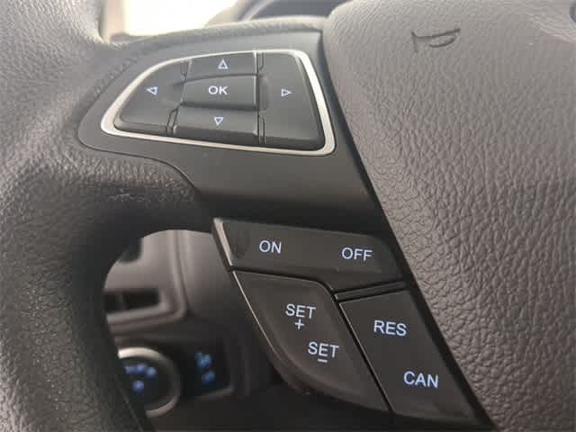 2018 Ford Focus SEL photo 15