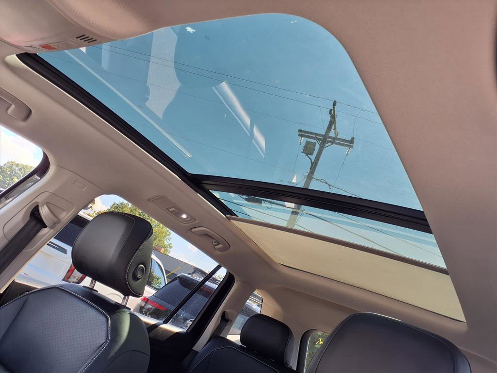 2024 Volkswagen Tiguan SE Wolfsburg Edition photo 3