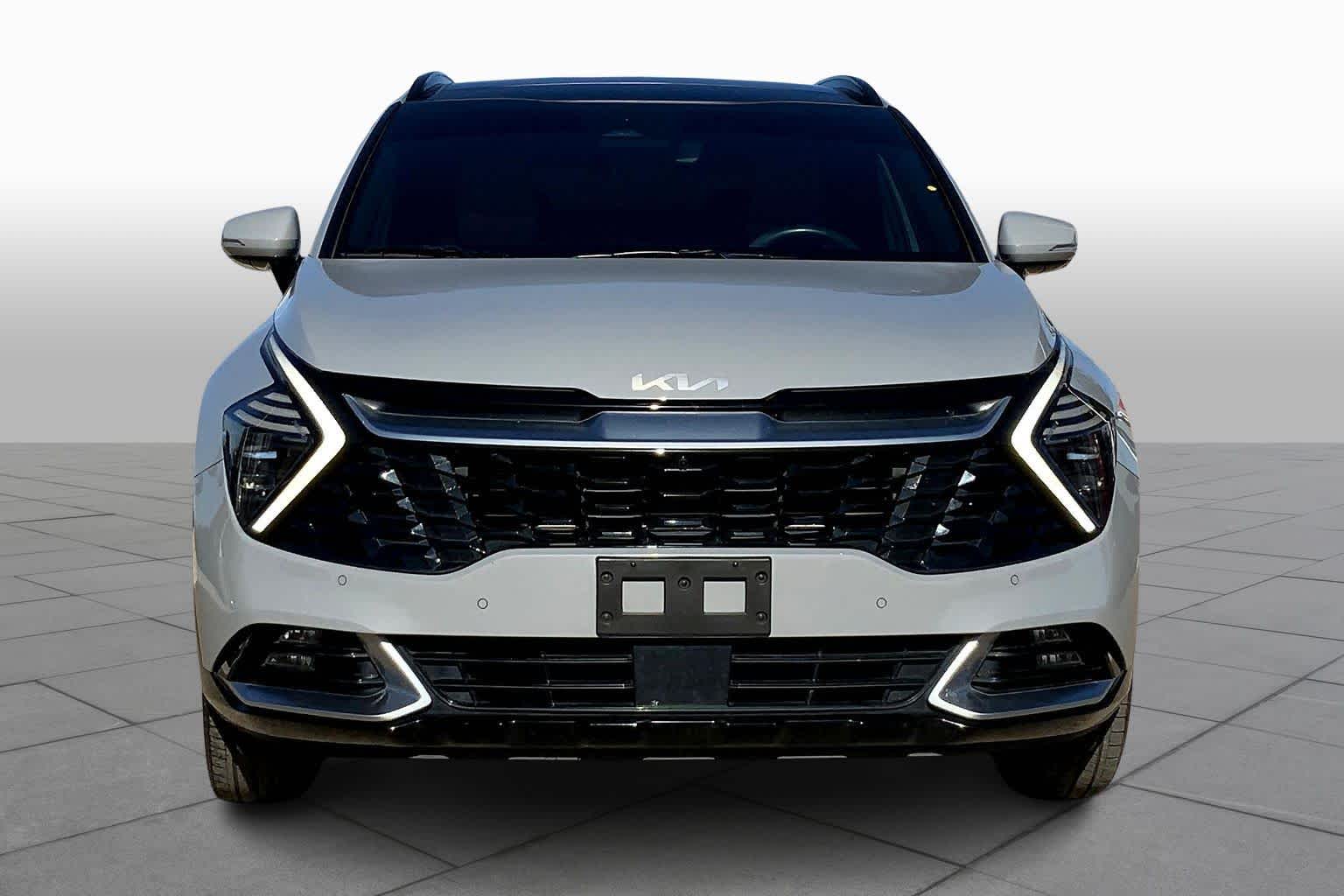 2023 Kia Sportage photo 3