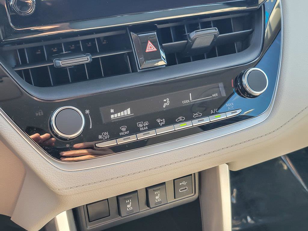 2025 TOYOTA COROLLA CROSS - Image 19