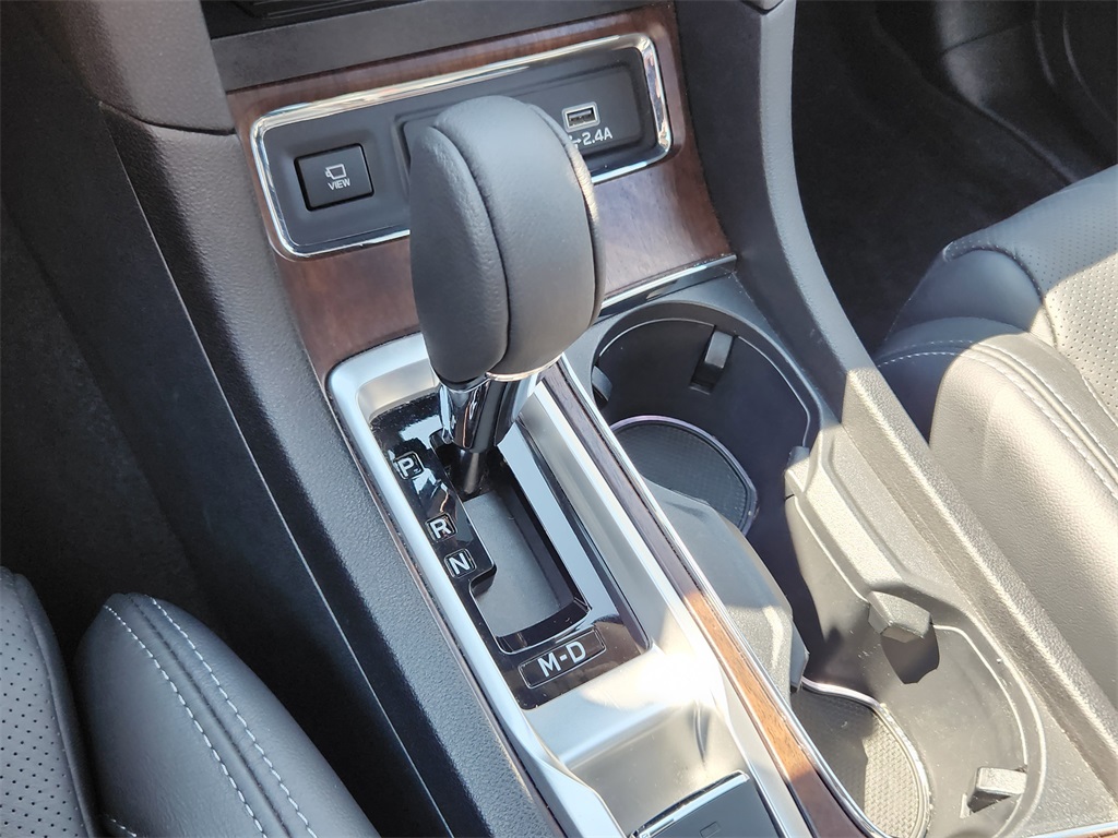 2024 Subaru Ascent Touring photo 29
