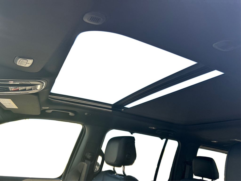 2025 Jeep Wagoneer Series III photo 20
