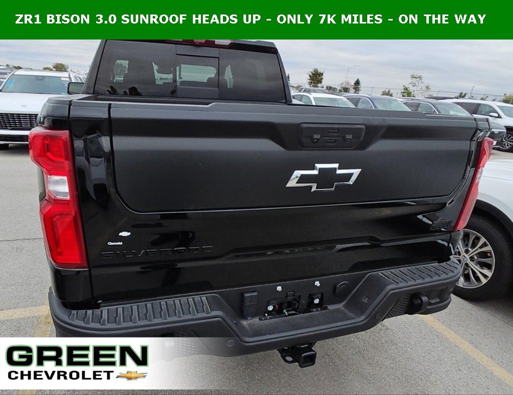 2024 Chevrolet Silverado 1500 ZR2 photo 2