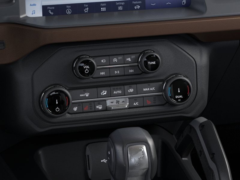 New 2024 Ford Bronco Outer Banks Convertible in Coon Rapids 246908