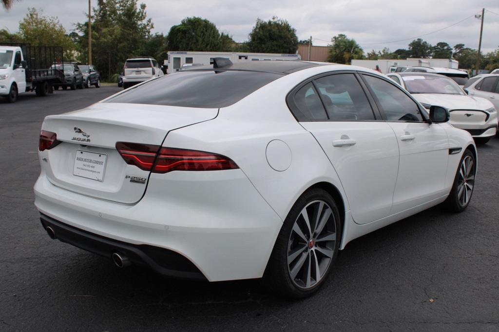 2020 Jaguar XE S photo 6