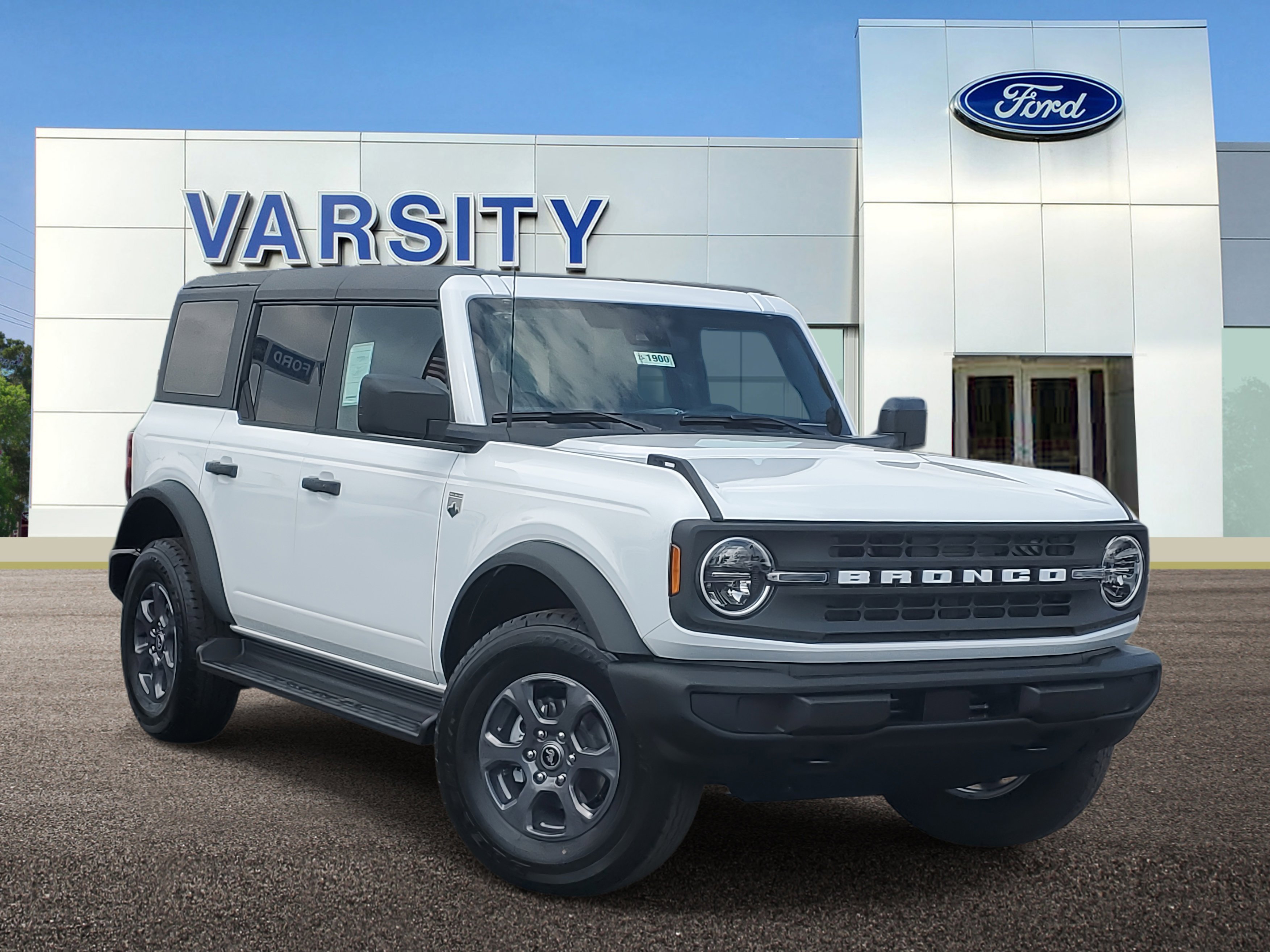 2025 Ford Bronco 4-Door Big Bend's photo