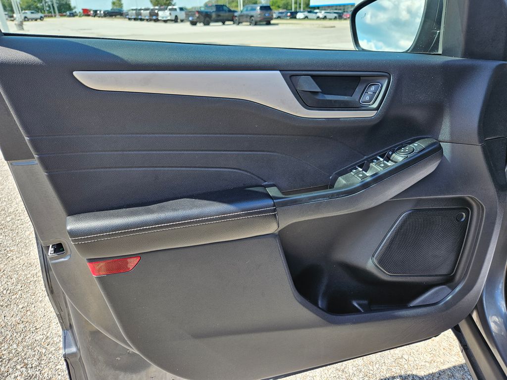 2022 Ford Escape Hybrid SE photo 20