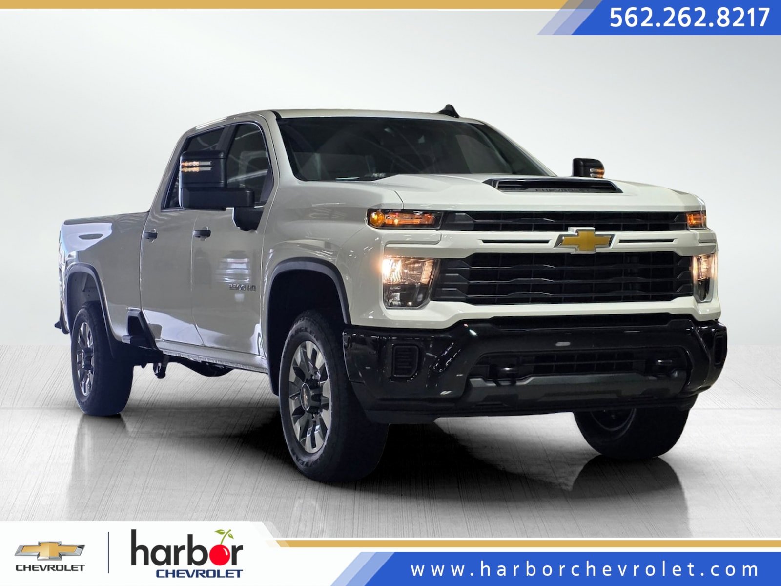 2026 Chevrolet Silverado 2500HD Custom's photo