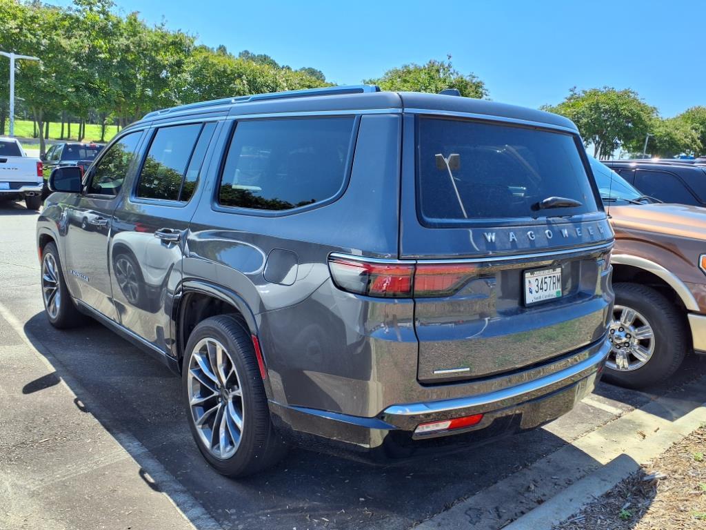 2022 Jeep Wagoneer Series III photo 2