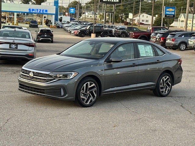 2023 Volkswagen Jetta 1.5T SEL photo 9