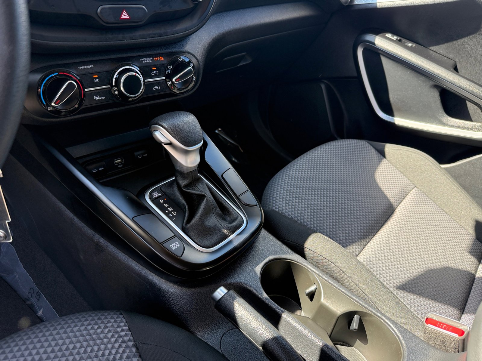2024 Kia Soul LX photo 10