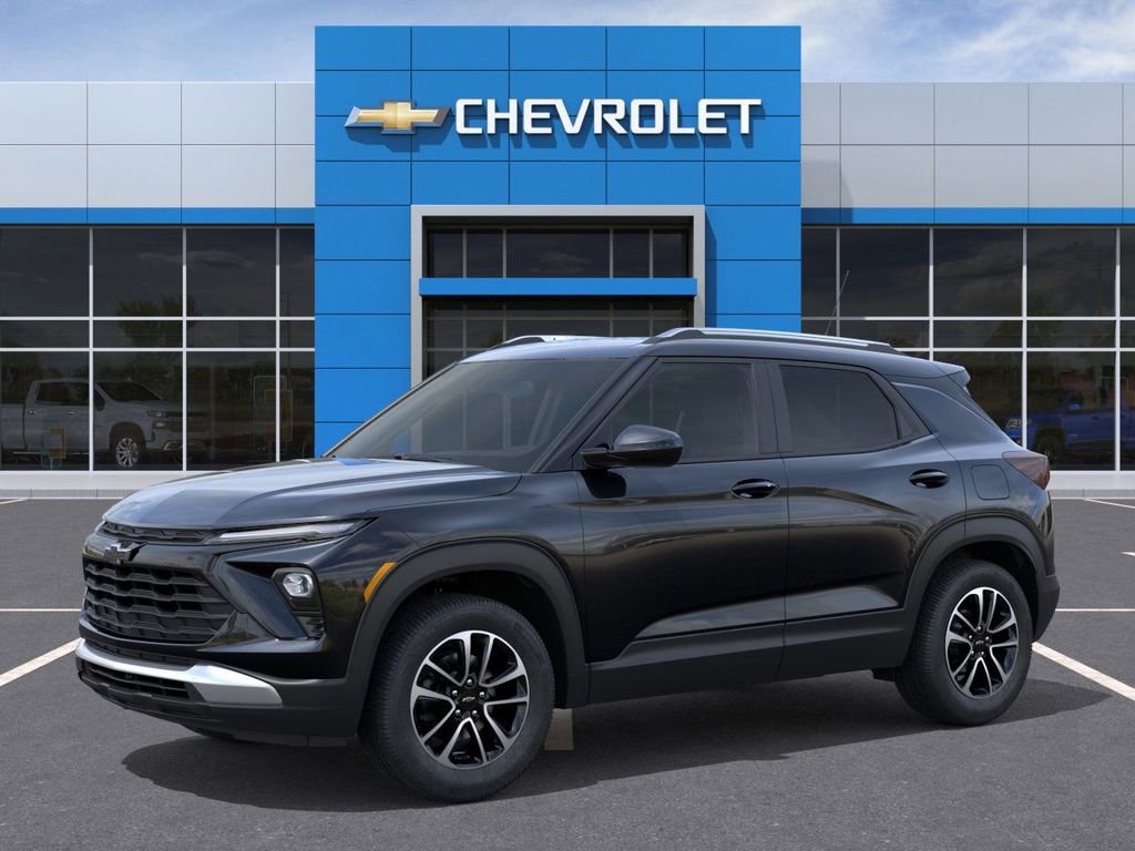 2026 Chevrolet Trailblazer LT photo 2