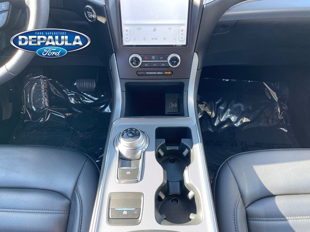 2021 Ford Edge SEL photo 12