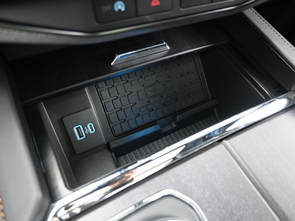 2024 Ford Expedition Platinum photo 15