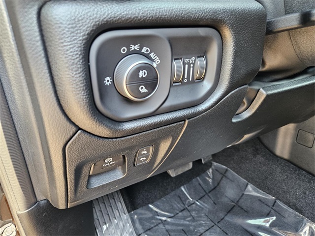 2026 Ram 1500 Laramie photo 13