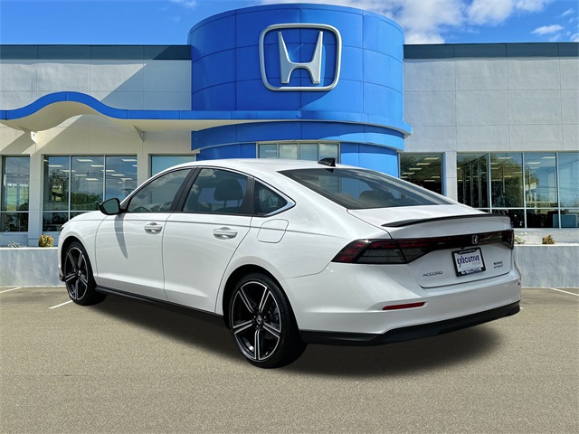 2025 Honda Accord Hybrid Sport photo 3