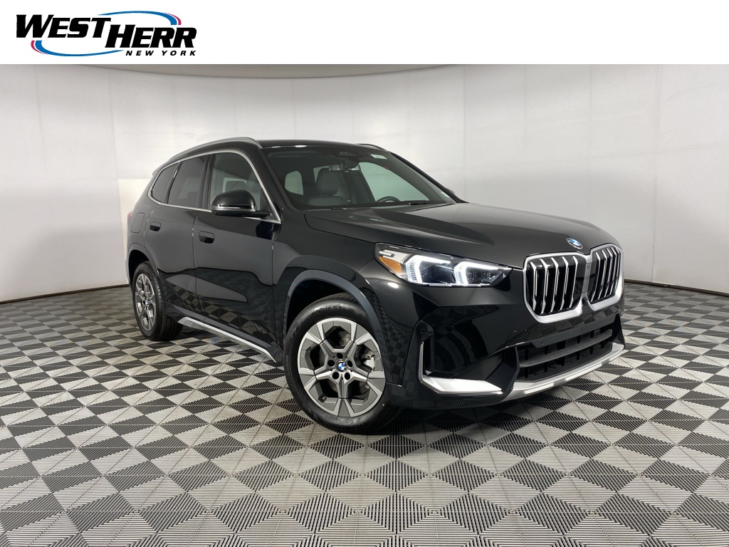 2026 BMW X1 28i's photo