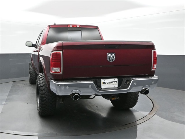 2017 Ram 1500 Laramie photo 8