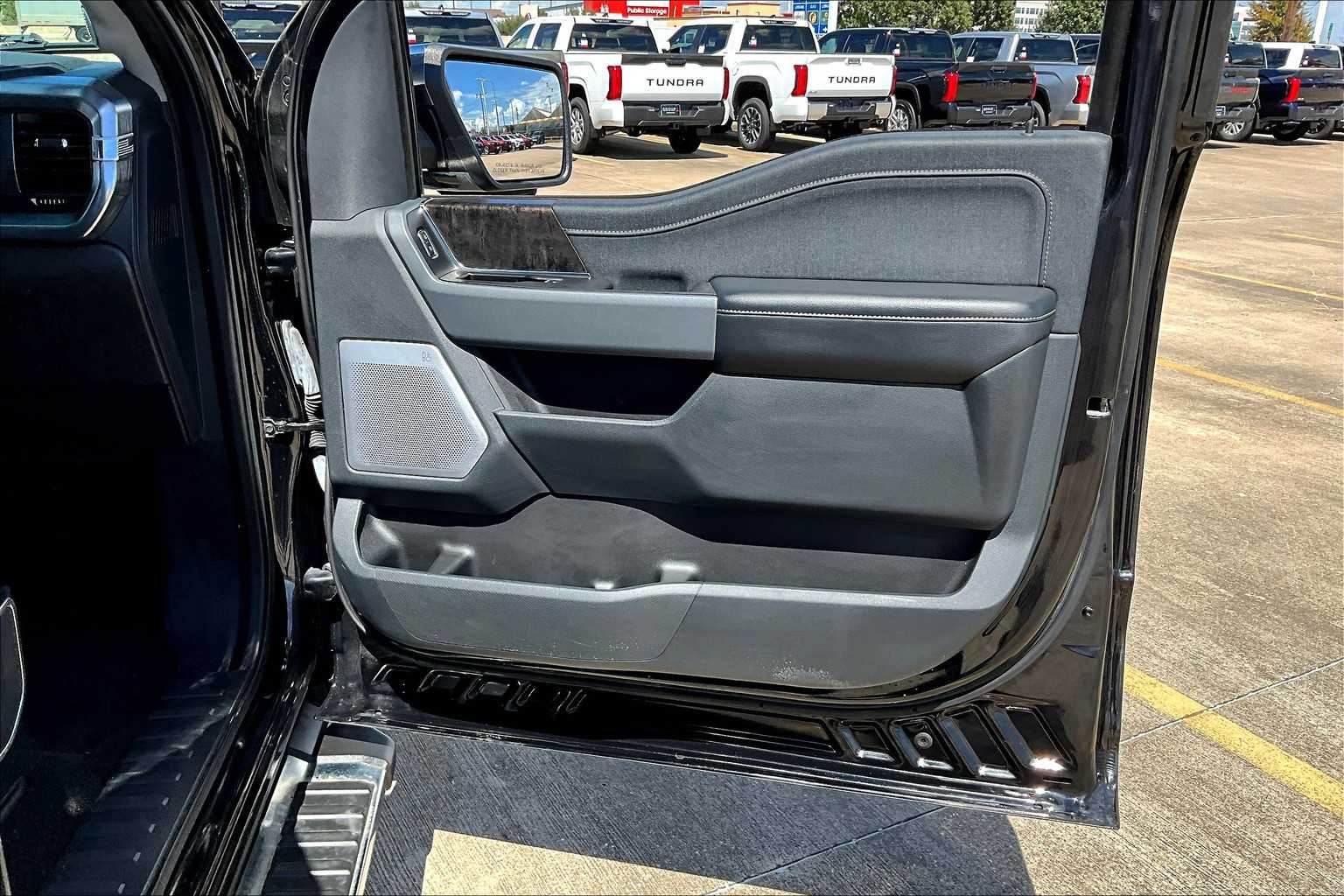 2021 Ford F-150 Lariat photo 21