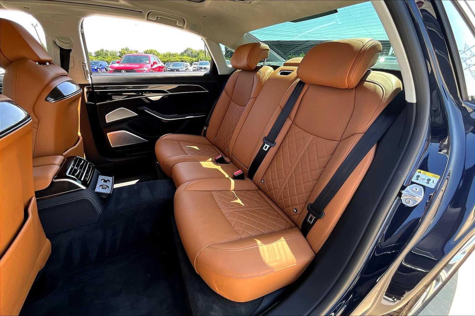 2022 Audi S8 Quattro photo 19
