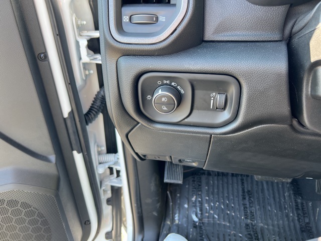 2025 Ram 2500 Tradesman photo 15