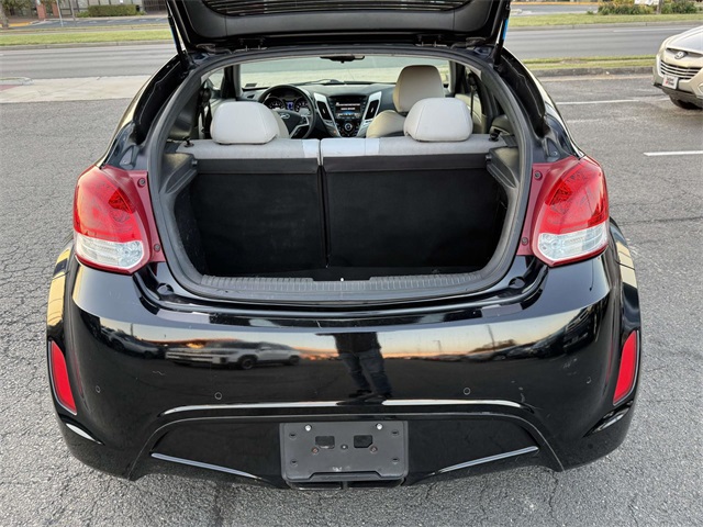 2012 Hyundai Veloster Base photo 29