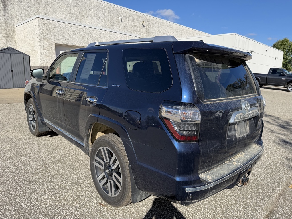2022 Toyota 4Runner Limited photo 3