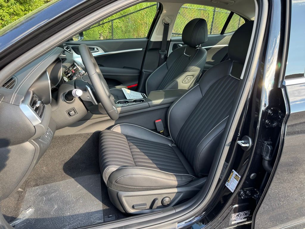 2026 Genesis G70 2.5T Prestige photo 15