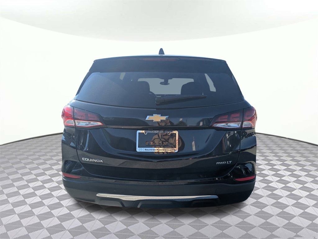 2024 Chevrolet Equinox LT photo 4