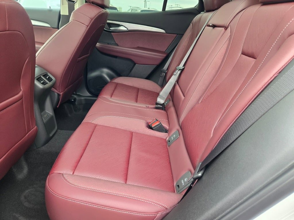 2025 Buick Envision Sport Touring photo 15