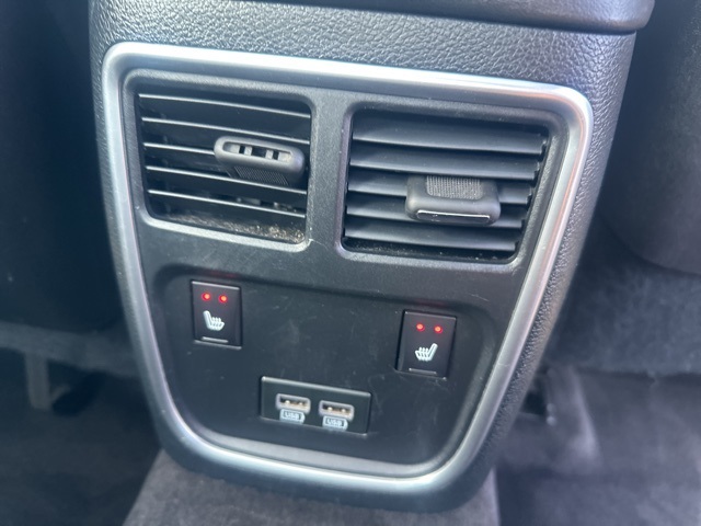 2017 Chrysler 300 C Platinum photo 26