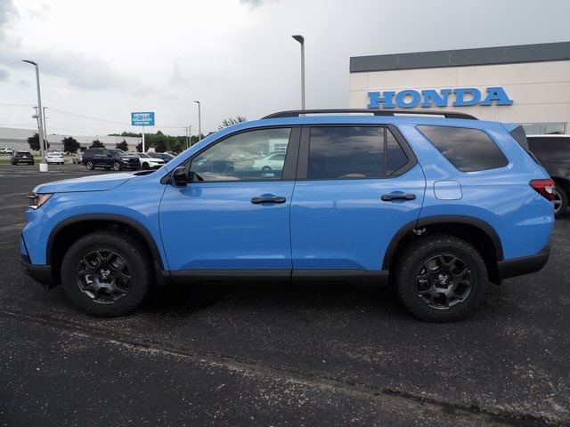 2025 Honda Pilot TrailSport photo 4