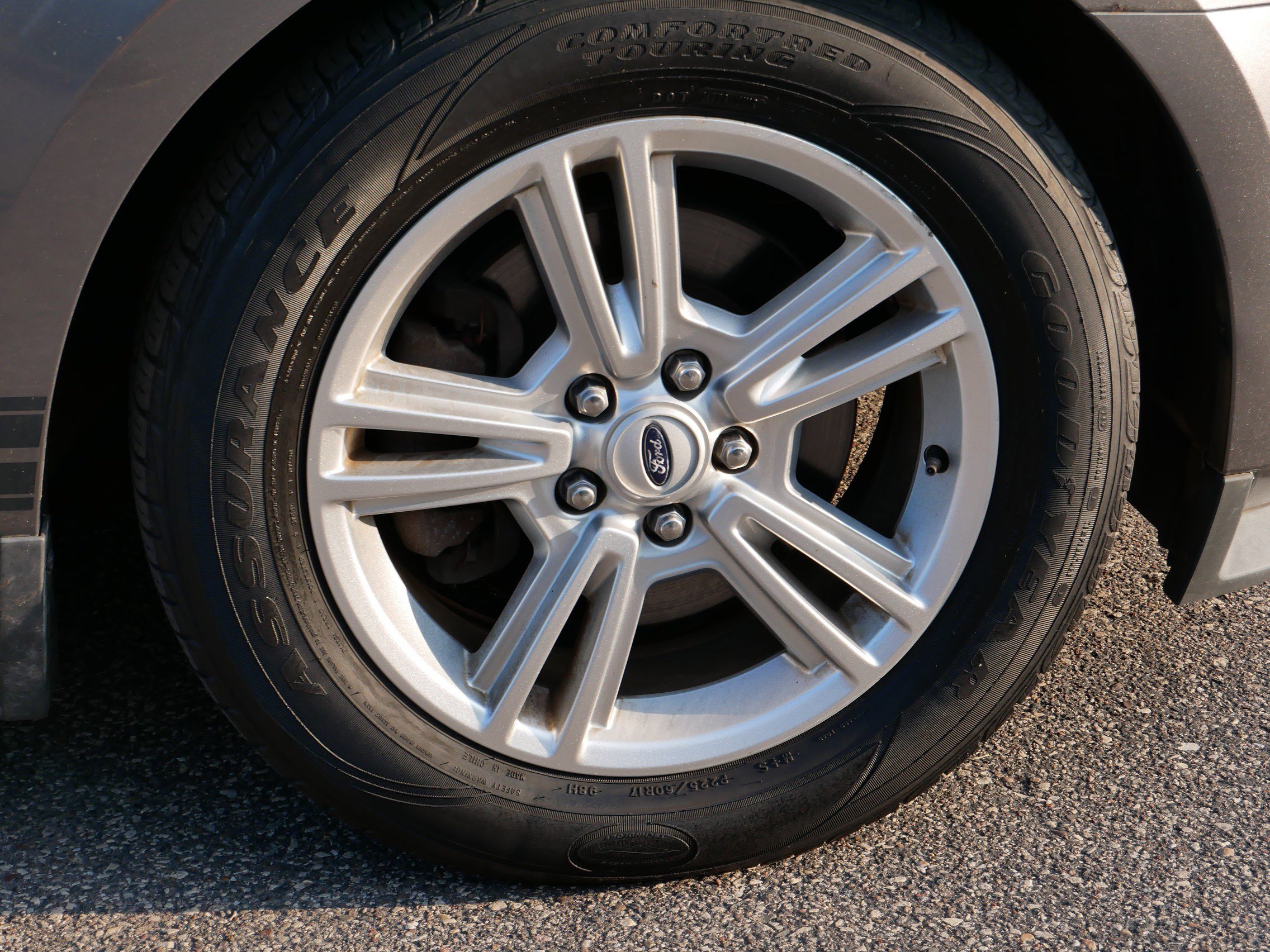 2011 Ford Mustang V6 photo 15