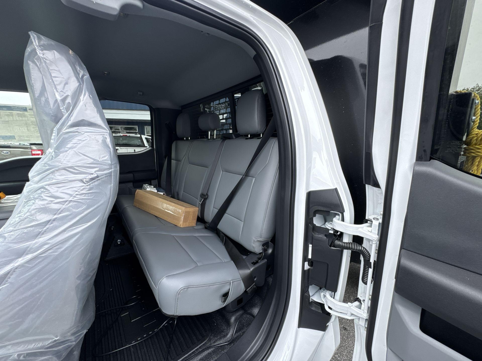 2026 Ford F-350 XL photo 5