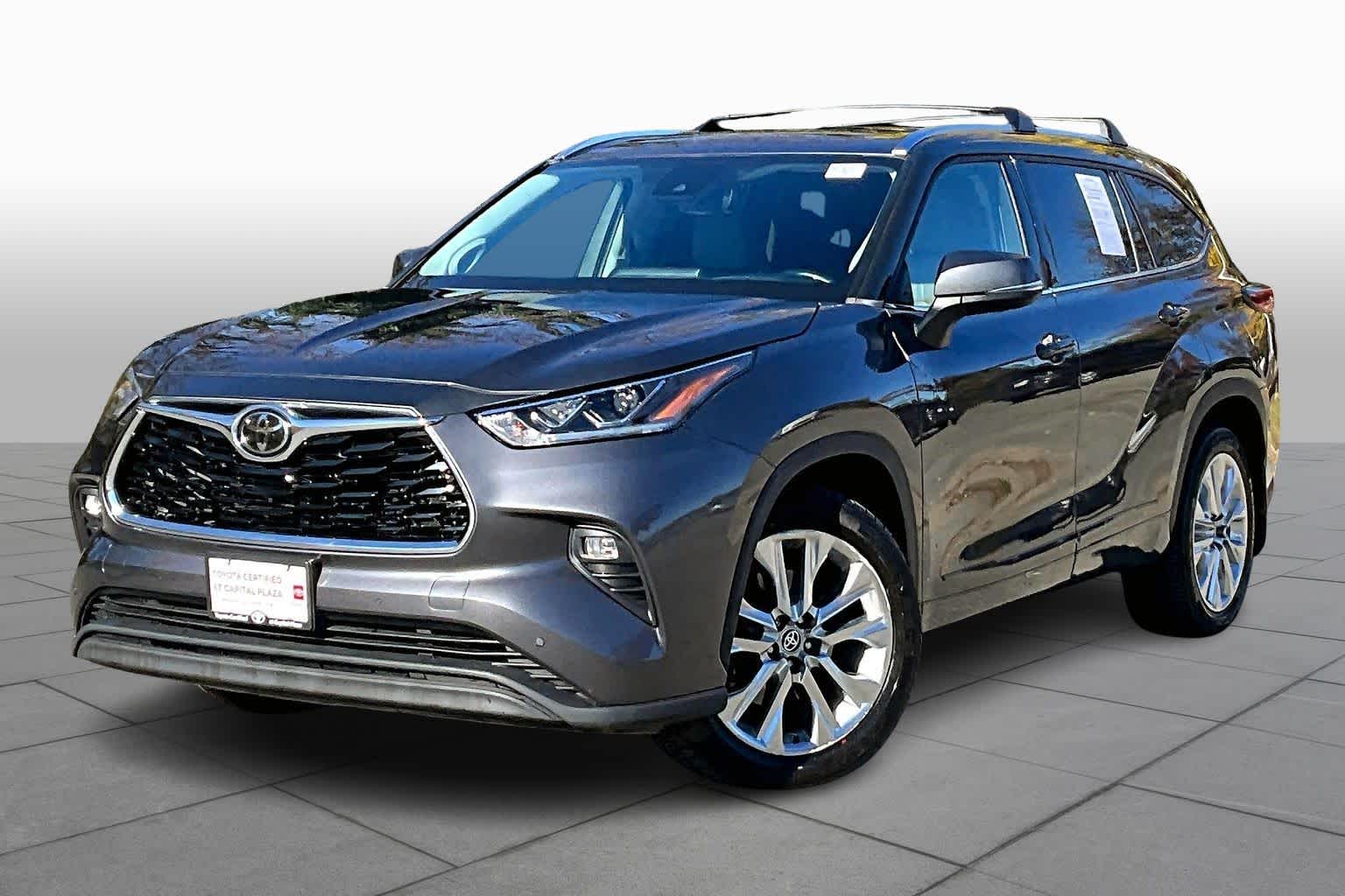 2021 Toyota Highlander Limited photo 2