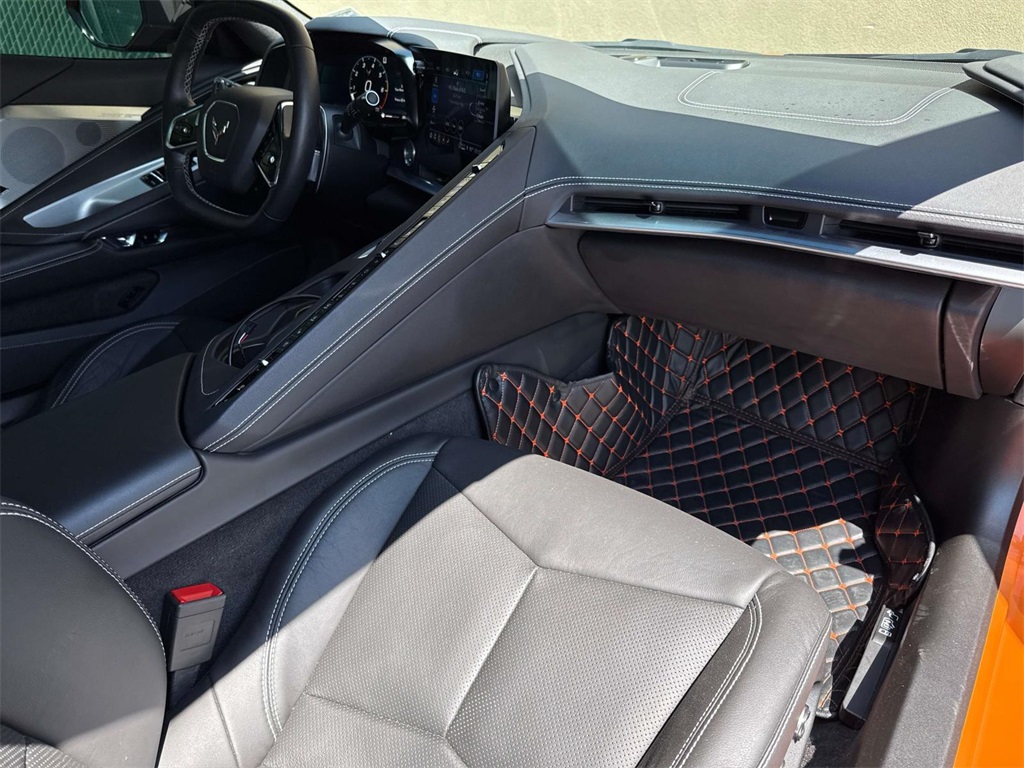 2023 Chevrolet Corvette Stingray 2LT photo 18