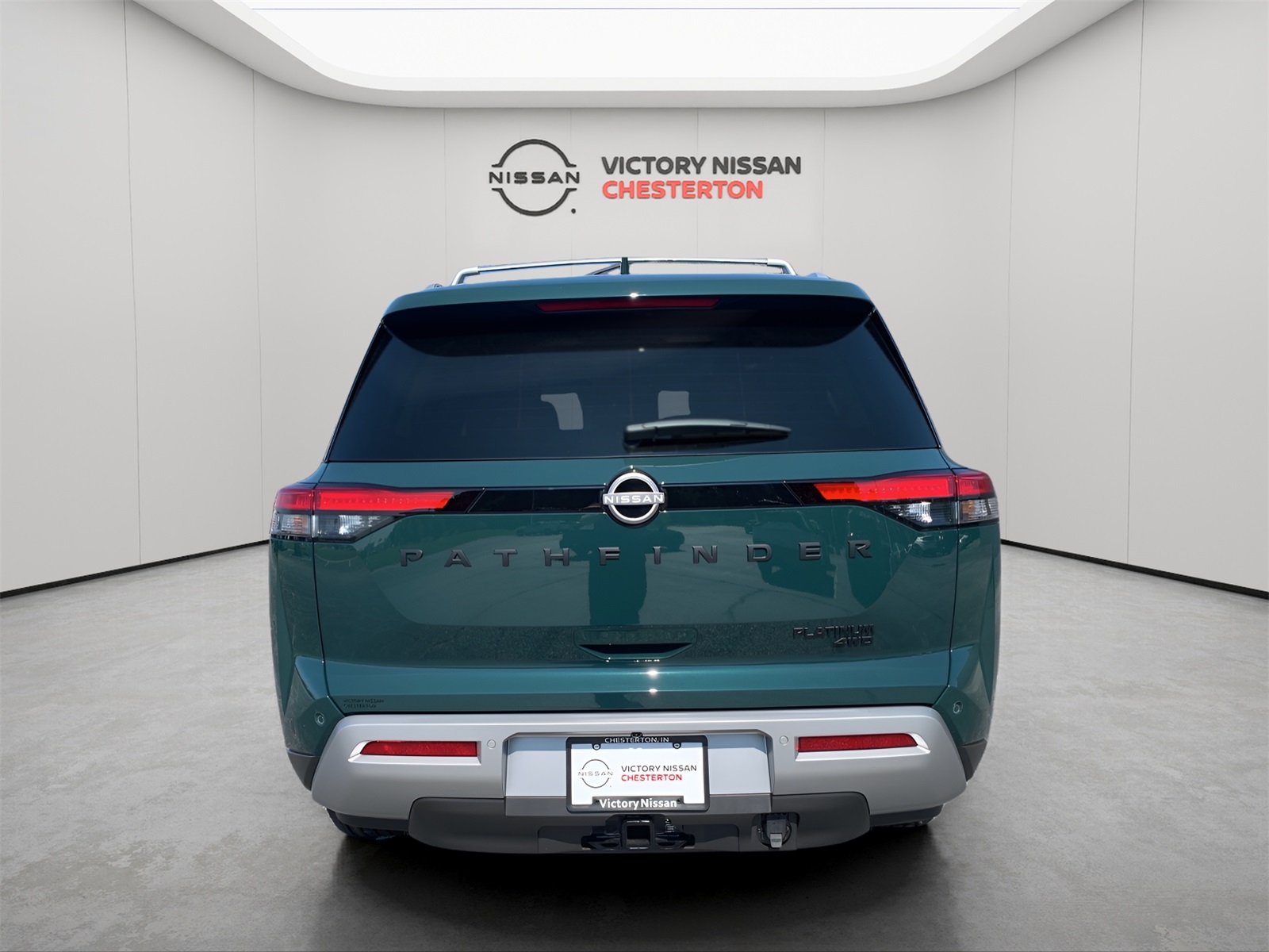 2025 Nissan Pathfinder Platinum photo 3