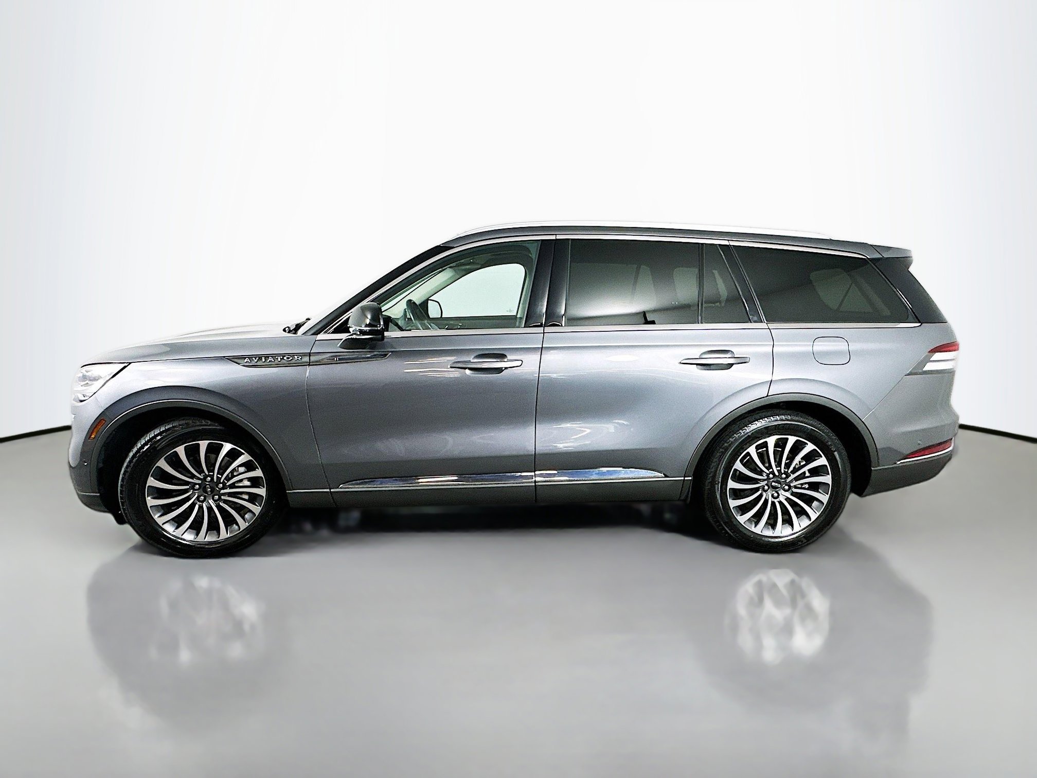 2022 Lincoln Aviator Reserve photo 4