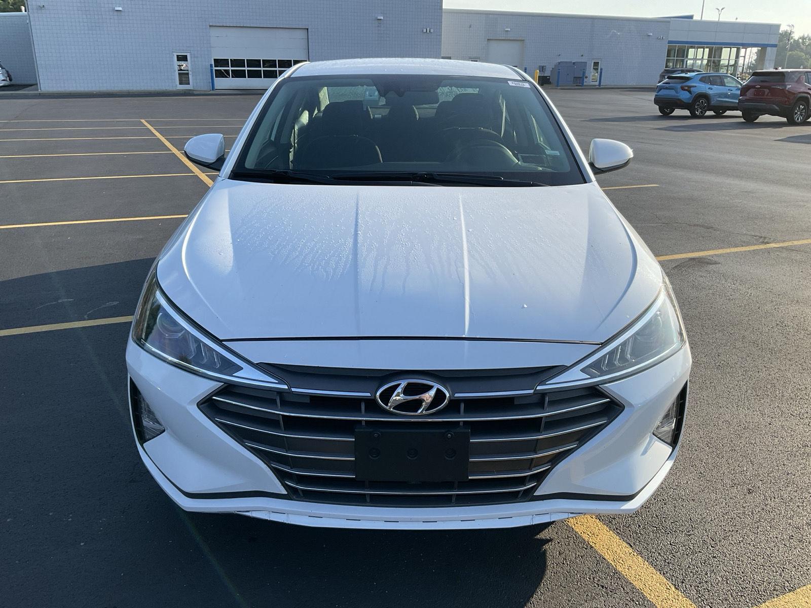 Used 2020 Hyundai Elantra SEL with VIN 5NPD84LF8LH632964 for sale in Corydon, IN