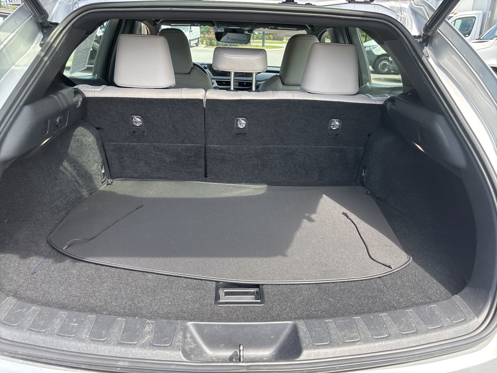 2020 Lexus UX 250h Premium photo 13