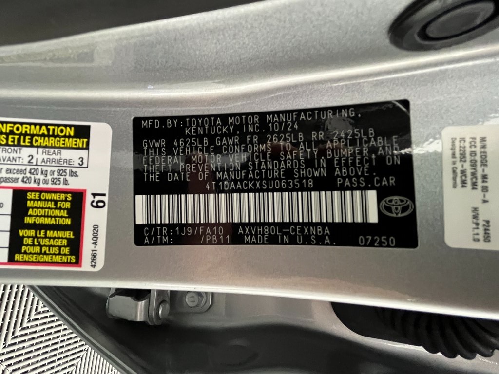 2025 Toyota Camry LE photo 25