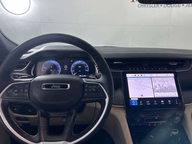 2025 Jeep Grand Cherokee Limited photo 14
