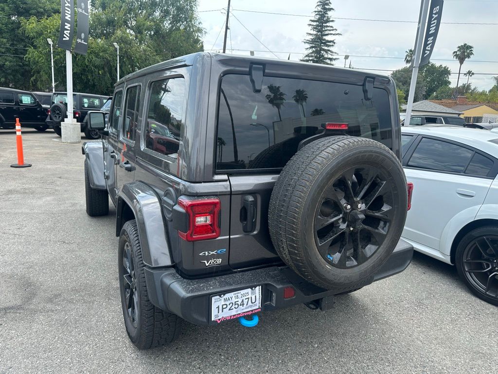 2022 Jeep Wrangler Unlimited Sahara 4xe photo 4