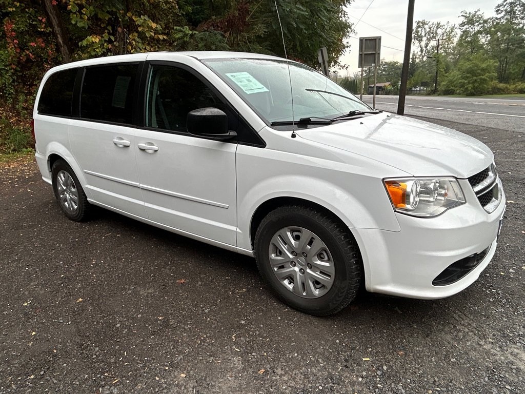 2017 Dodge Grand Caravan SE photo 9