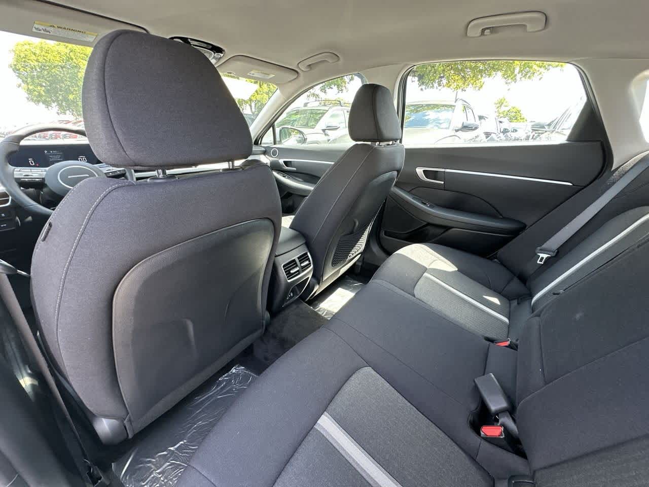 2025 Hyundai Sonata Hybrid SEL photo 23