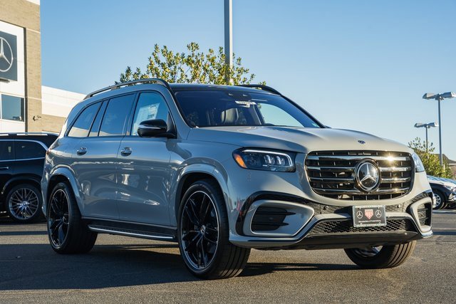 2026 Mercedes-Benz GLS Base's photo