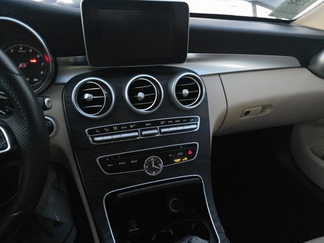 2016 Mercedes Benz C 300 photo 14