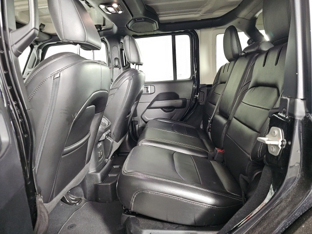 2023 Jeep Wrangler Sahara 4xe photo 12