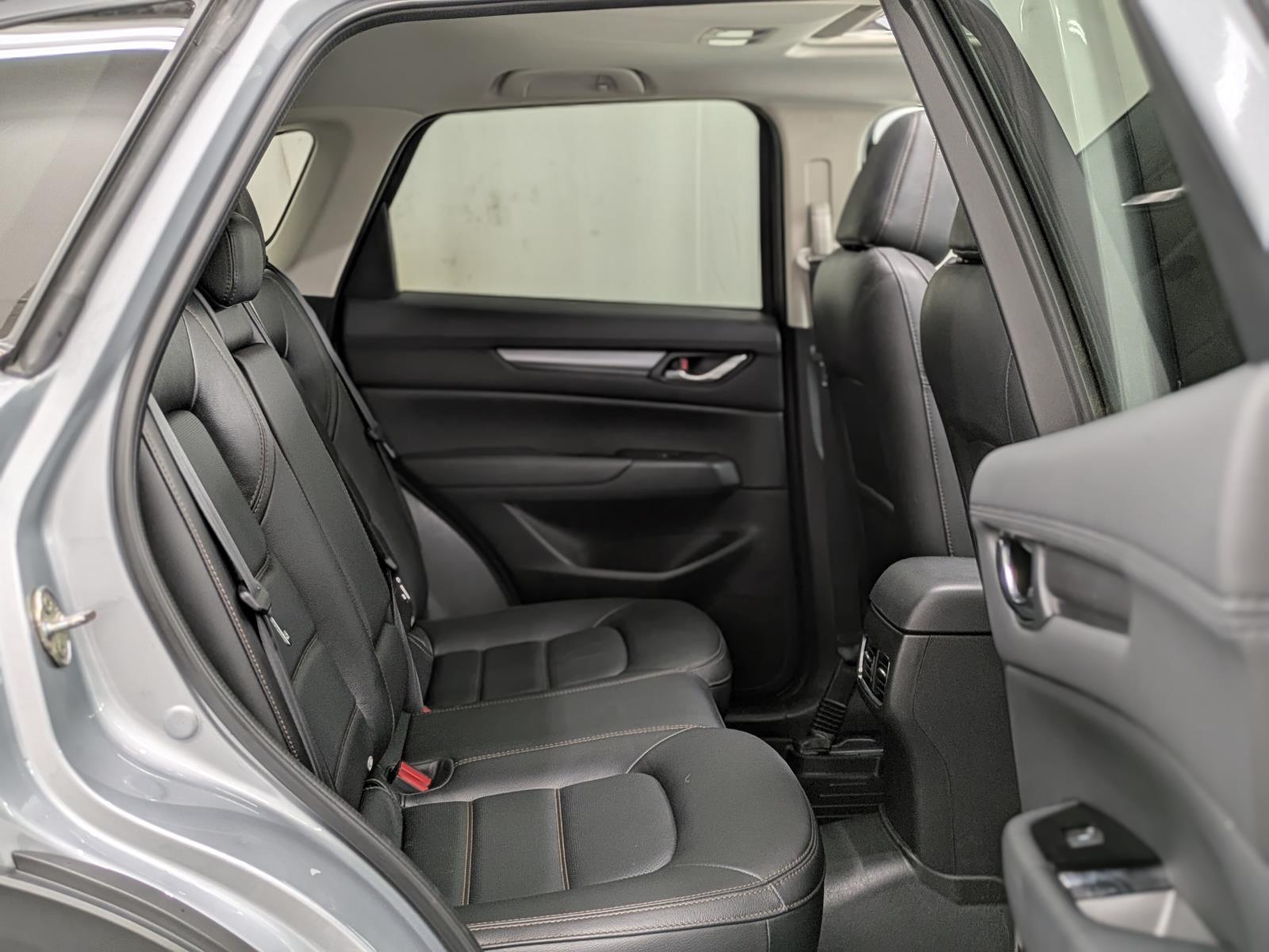 2021 Mazda CX-5 Touring photo 18