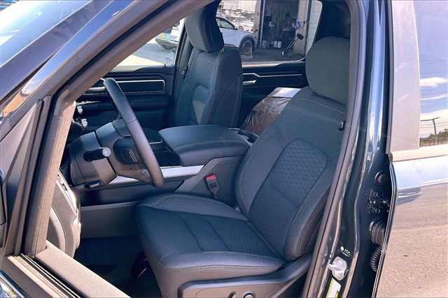 2025 Ram 1500 Big Horn Lone Star photo 9